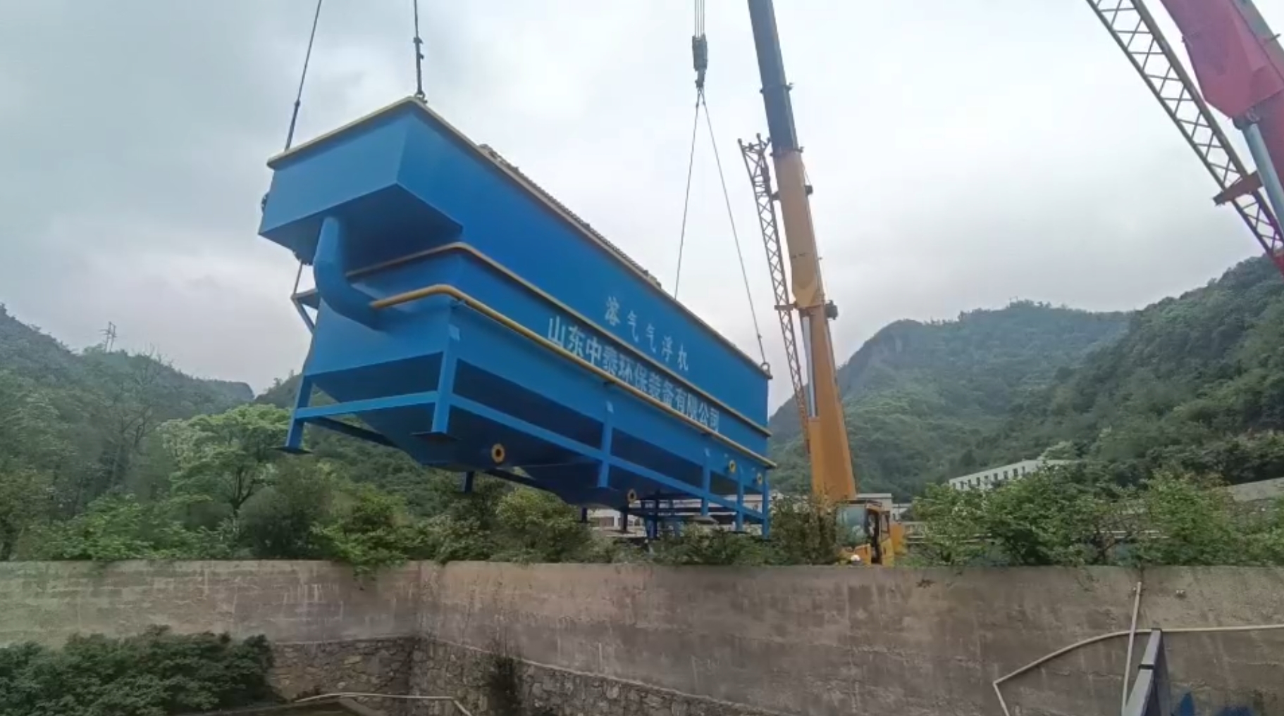 氣浮機，高效氣浮機，溶氣氣浮機，氣浮機安裝現(xiàn)場